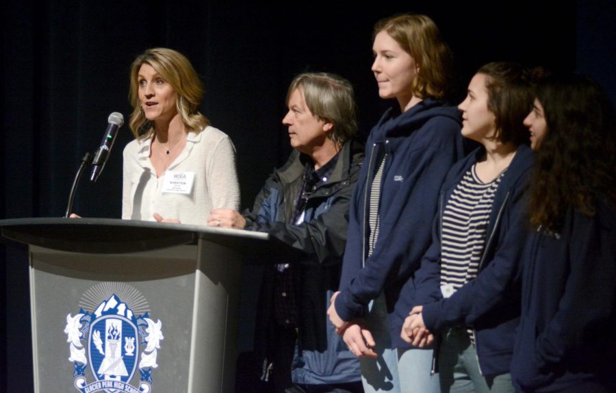 Inglemoor+adviser+Kirsten+Vesely+and+students+from+the+Nordic+News+attest+to+the+benefits+of+attending+the+WJEA+Summer+Camp.+